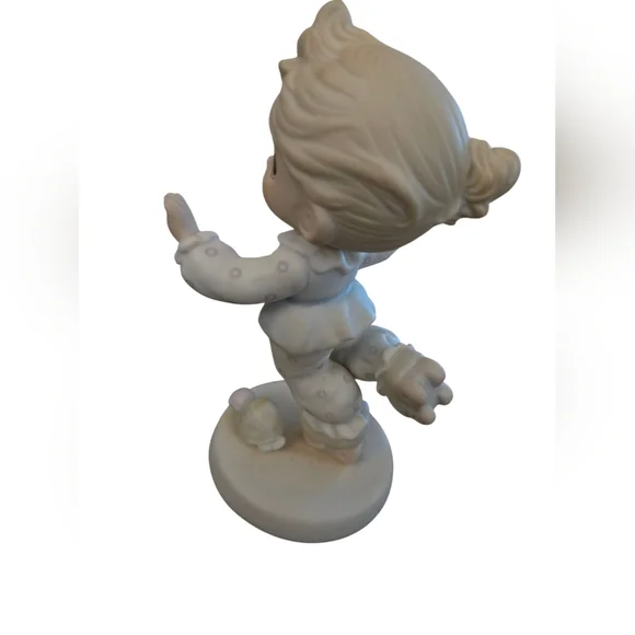 Precious Moments Porcelain Figurines Lot Of 5 1983-1989 - Picture 3 of 16